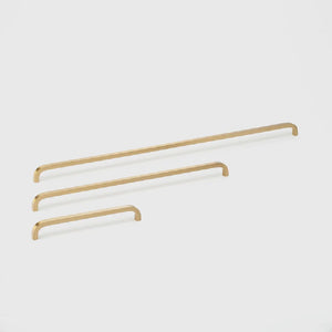 Lo&Co Curve Pull  | Brass