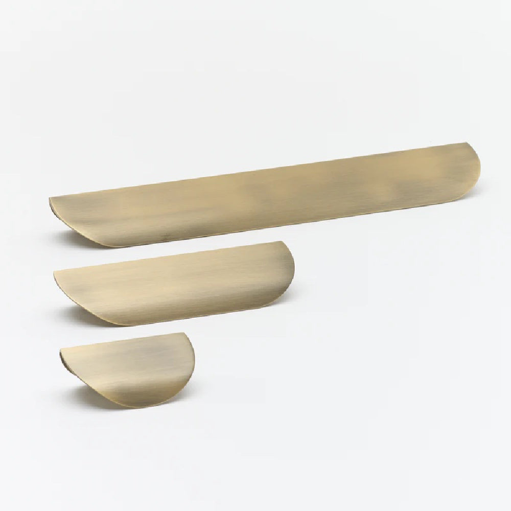 Lo&Co Carlisle Pull | Aged Brass