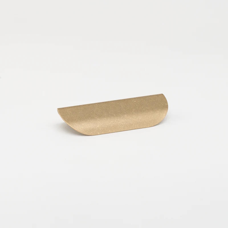 Lo&Co Carlisle Pull | Tumbled Brass