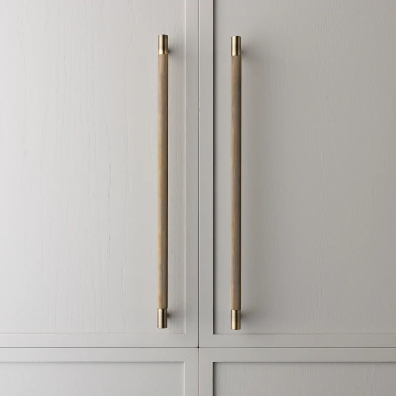 Lo&Co Linear Pull Handle | Aged Brass