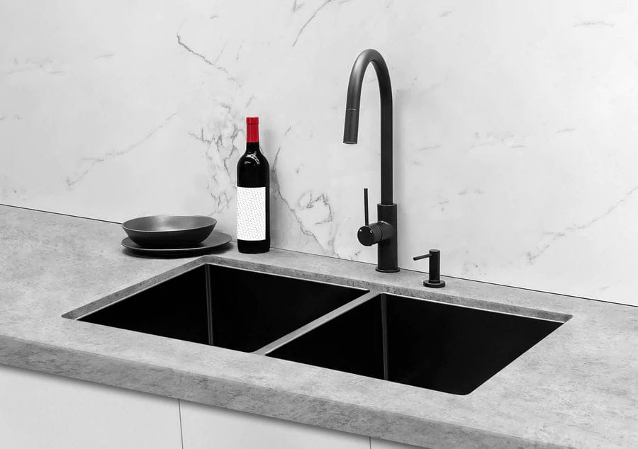 Meir Kitchen Tap Meir Round Piccola Pull Out Kitchen Mixer | Matte Black