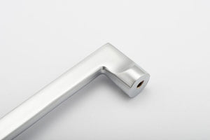 Iver Handles Iver Baltimore Cabinet Pull | Brushed Chrome | 128mm