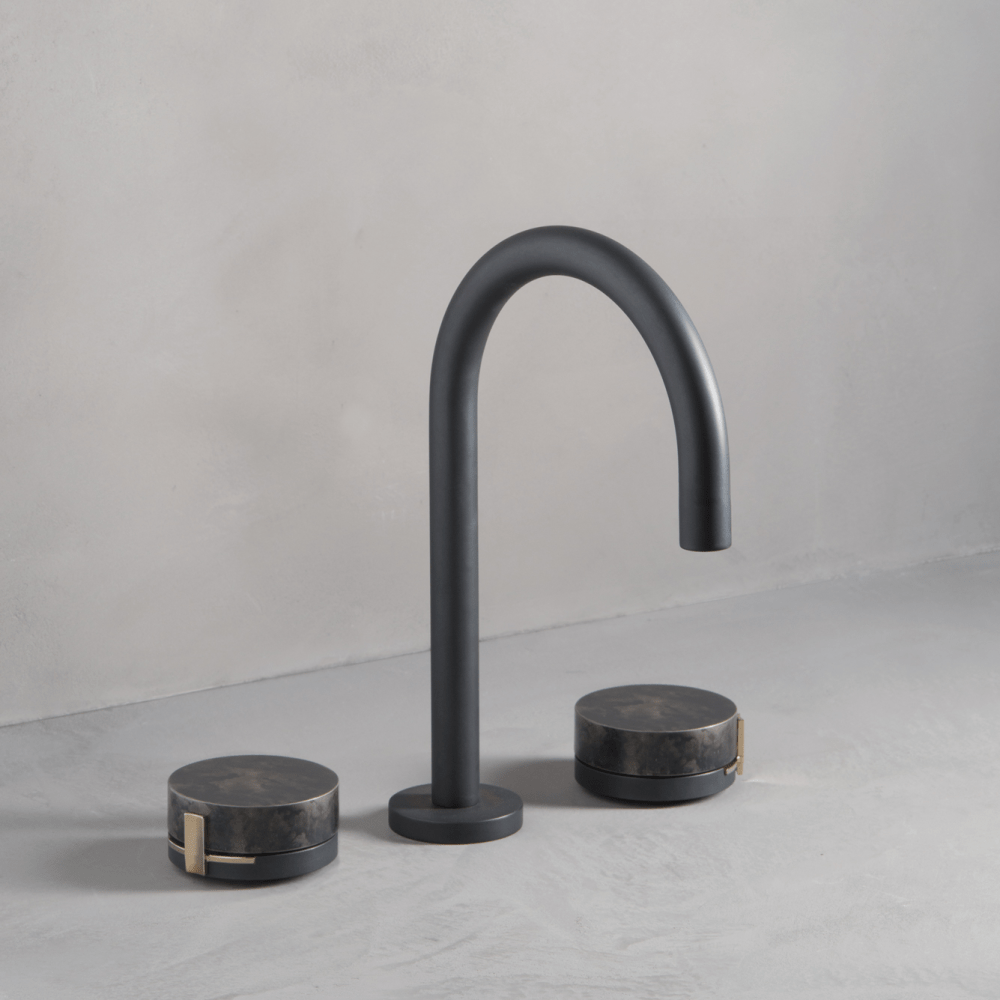 The Watermark Collection Basin Taps The Watermark Collection Elements 3 Hole Basin Set | Scallop Insert