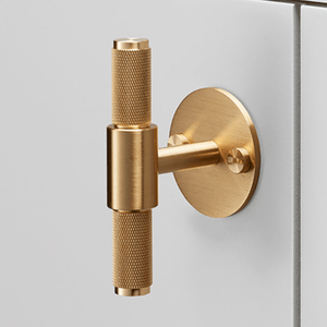 Buster + Punch Handles Buster + Punch T-Bar Handle with Backplate | Brass