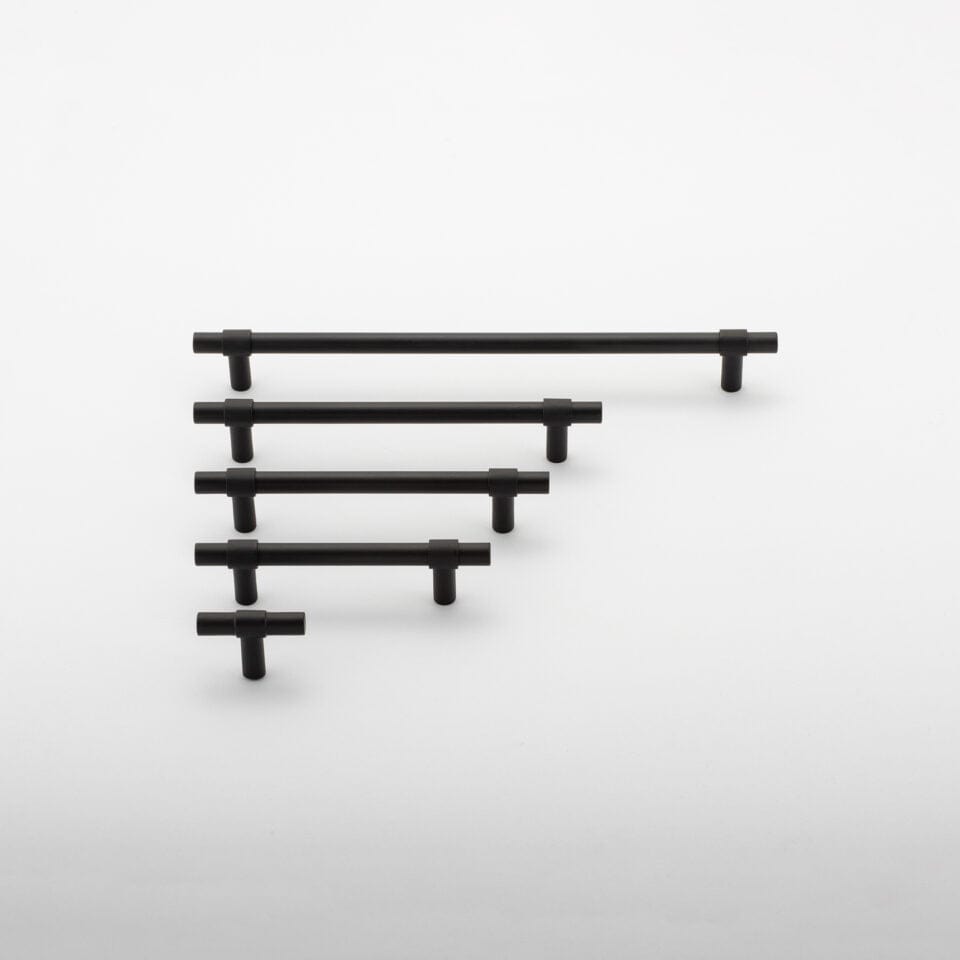 Iver Handles Iver Helsinki Cabinet Pull with Backplate | Matt Black | 128mm