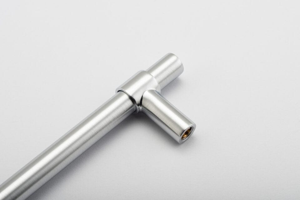 Iver Handles Iver Helsinki Cabinet Pull with Backplate | Brushed Chrome | 160mm