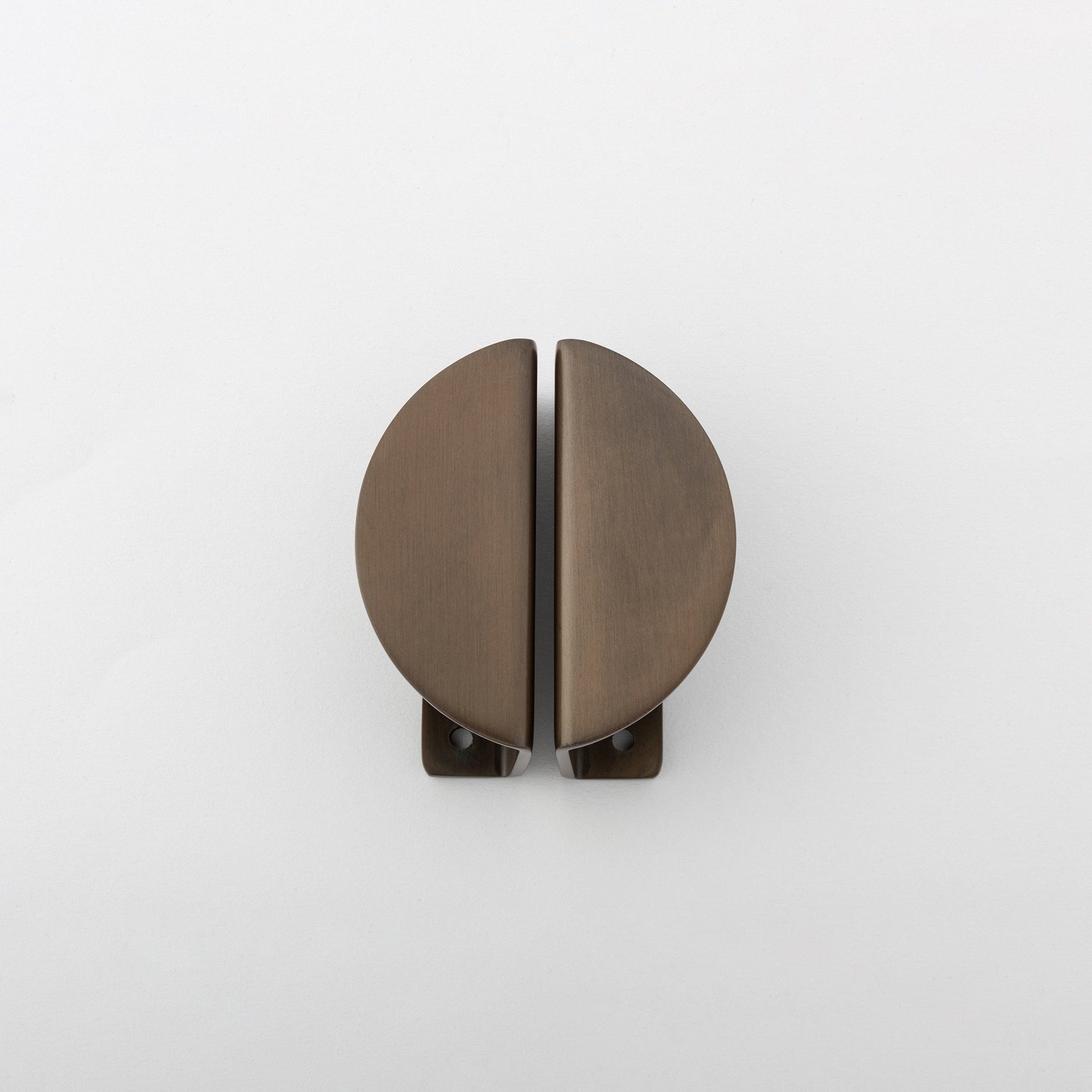 Iver Handles Iver Oska Lip Drawer Pull | Signature Brass | 64mm