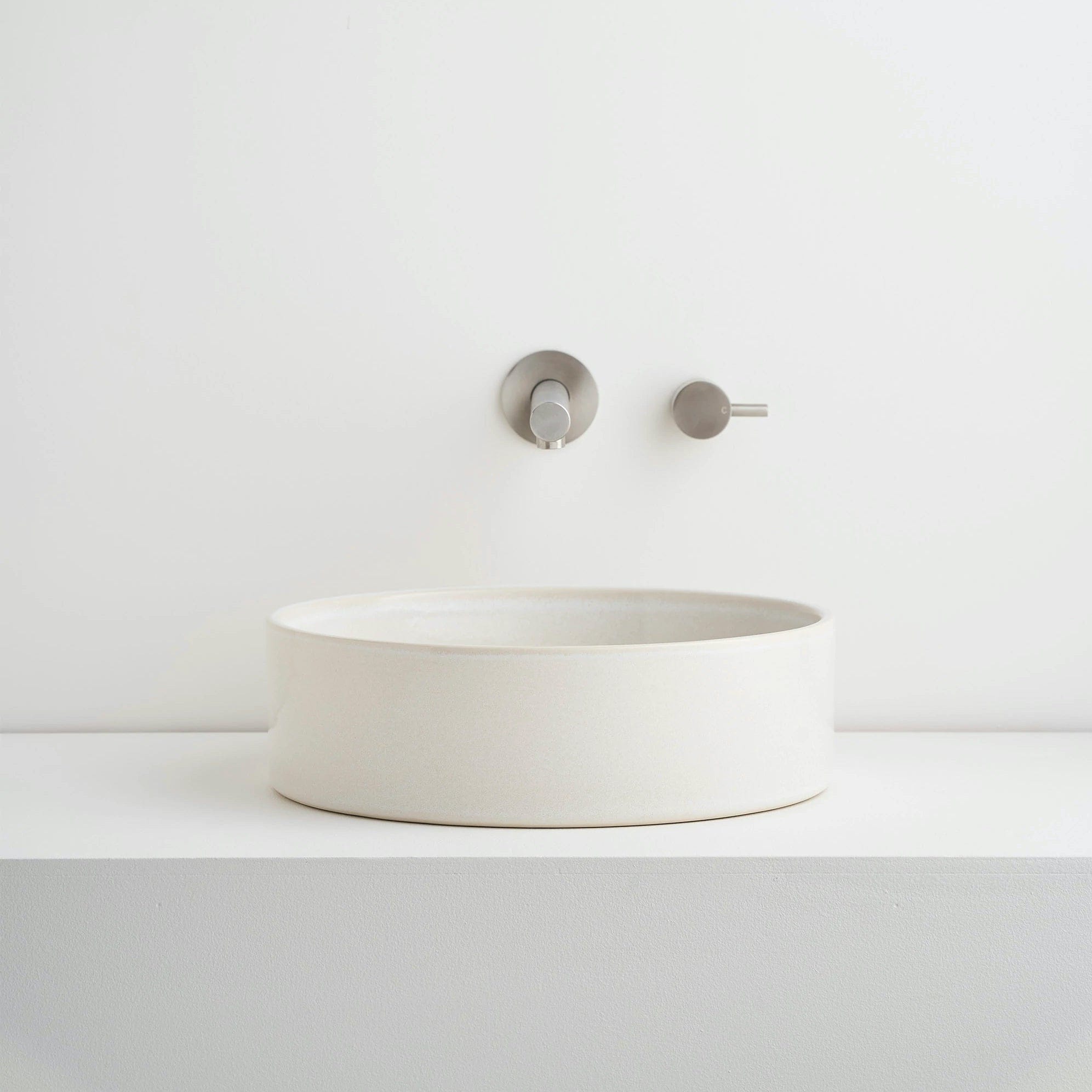 Robert Gordon Basins Robert Gordon Clay 350 Round Vessel Basin | Coast