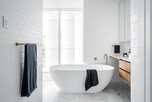 Meir Bathroom Accessories Meir Round Double Towel Rail 600mm | Tiger Bronze