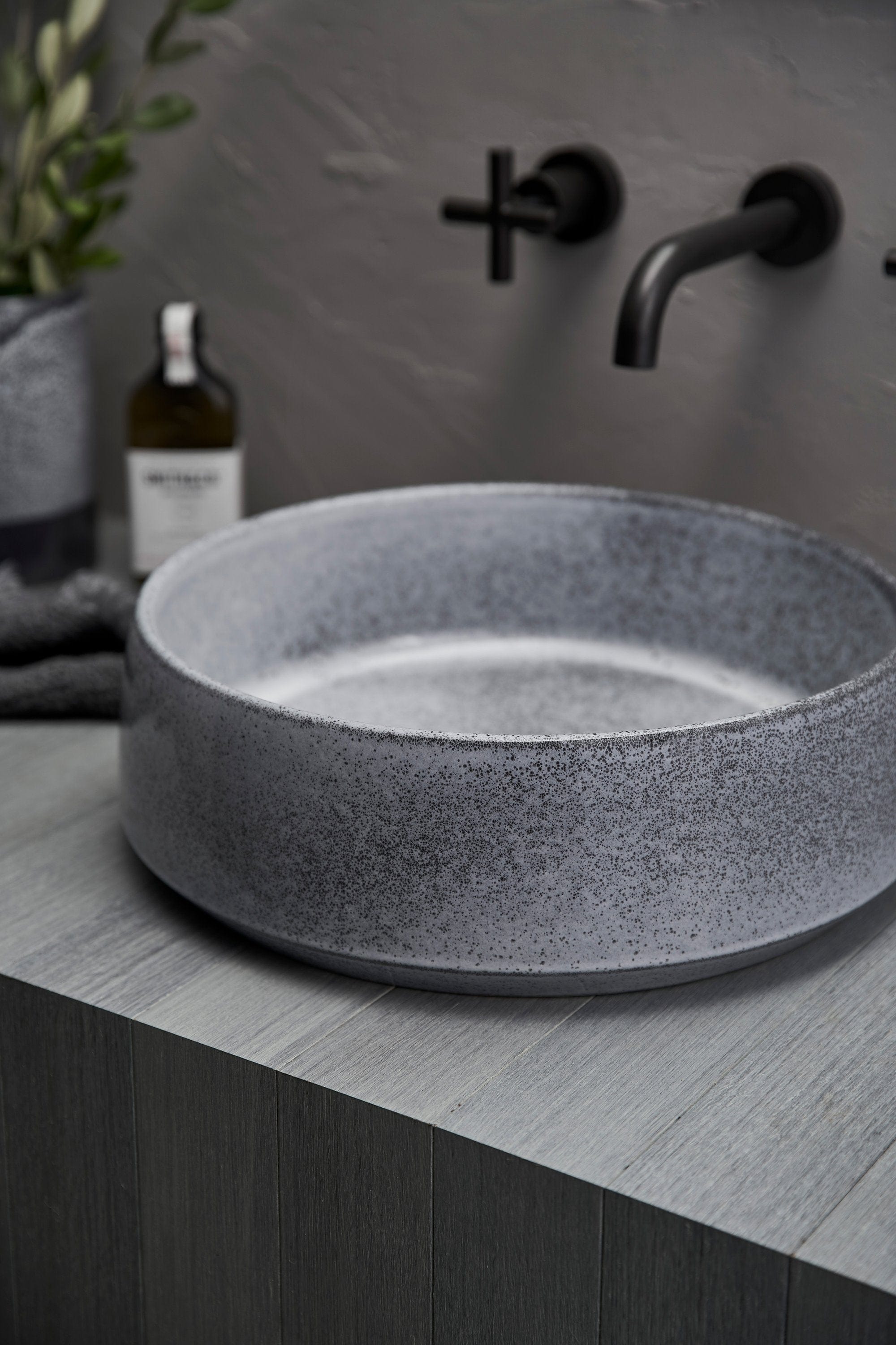 Robert Gordon Basins Robert Gordon Kiln 360 Round Vessel Basin | Storm