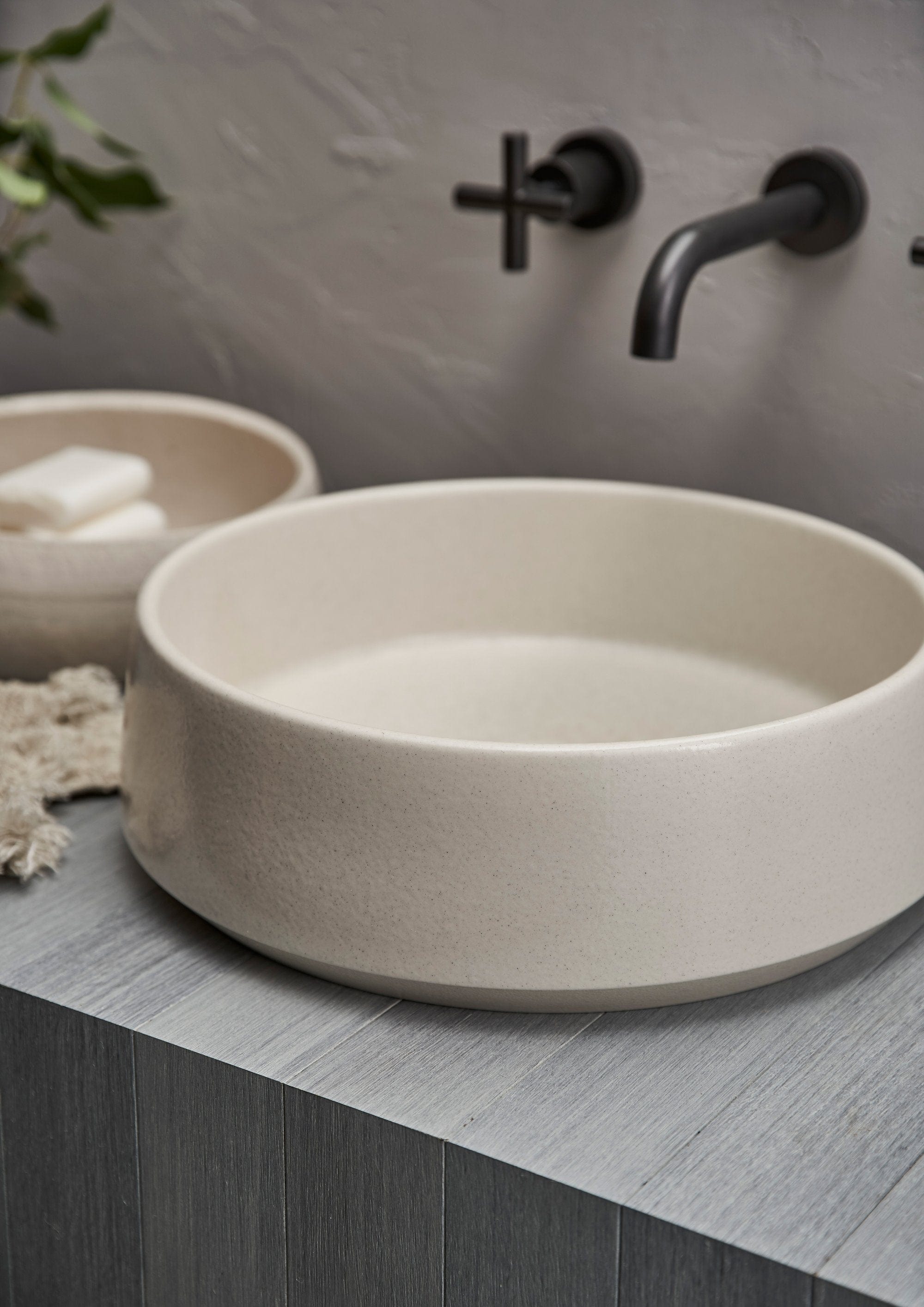 Robert Gordon Basins Robert Gordon Kiln 360 Round Vessel Basin | Poppyseed