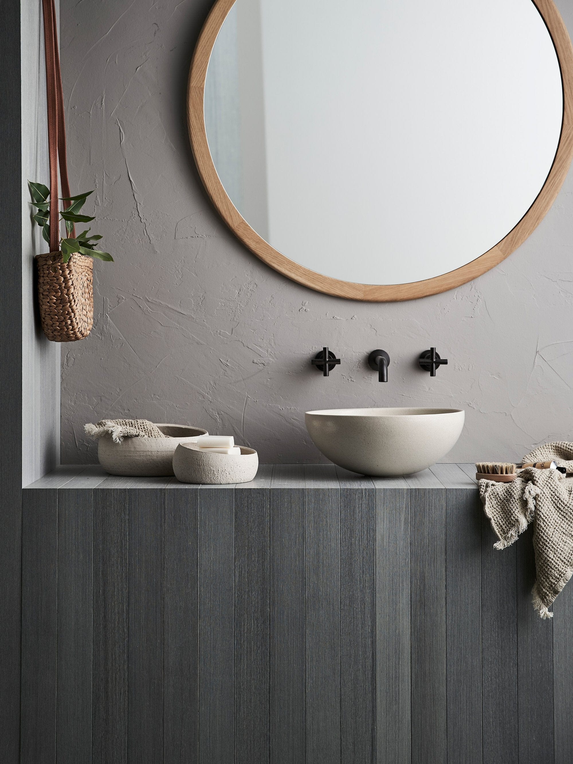 Robert Gordon Basins Robert Gordon Clay 340 Round Vessel Basin | Poppyseed